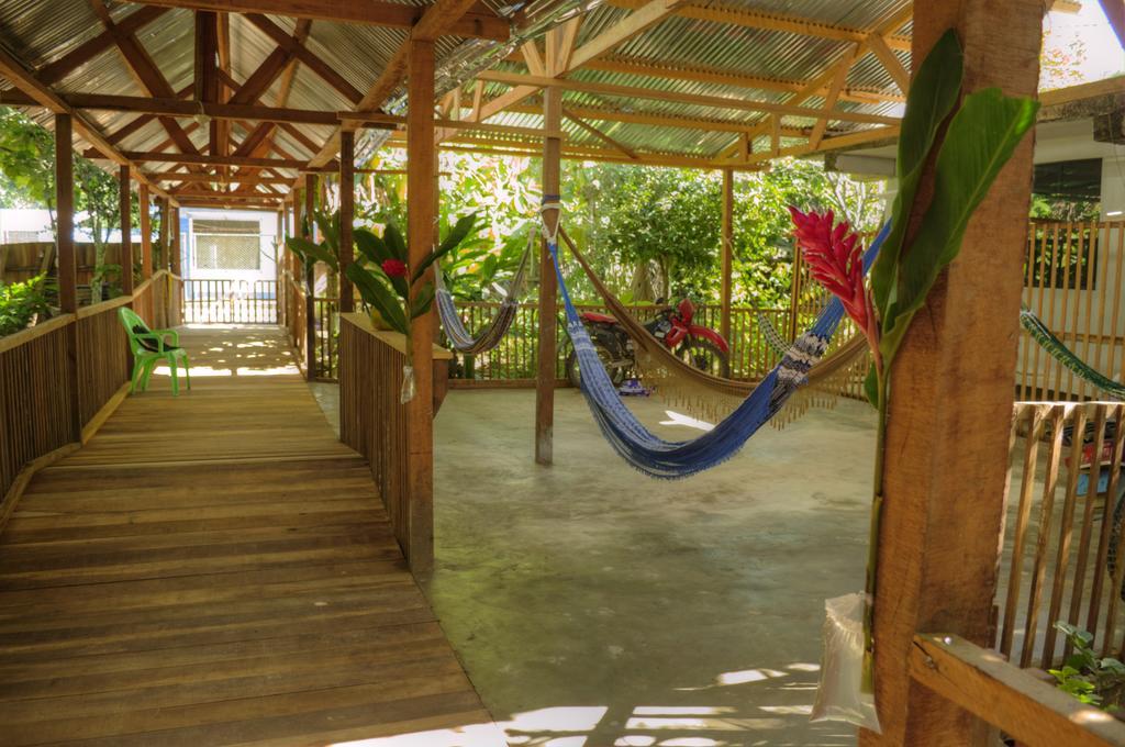 Isuyama Hostel Puerto Maldonado Extérieur photo